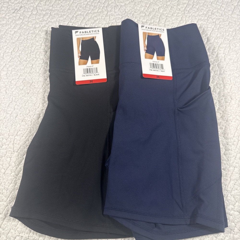 Fabletics Women's 2 piece bundle biker Shorts 6 in Inseam Pockets Stretch medium